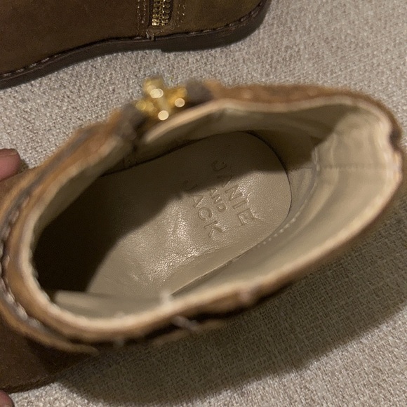 Janie And Jack Brown suede boots - Picture 3 of 4